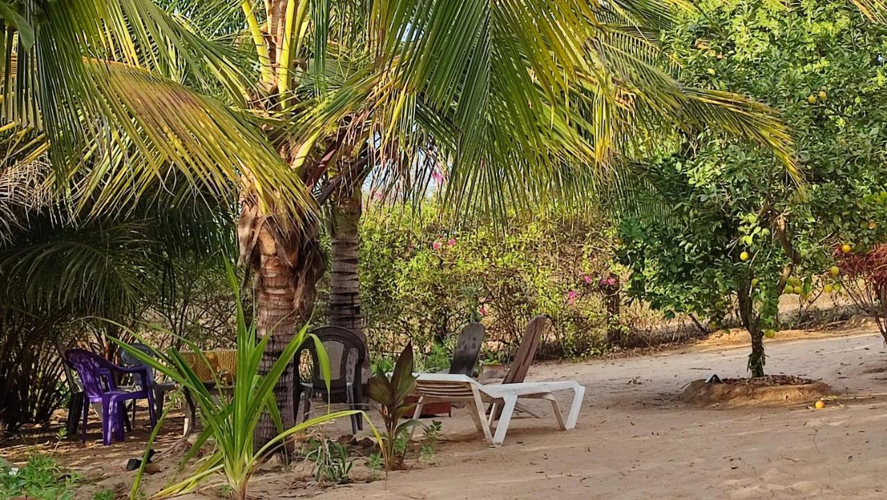 فندق Akine Ti Kasso Piscine Diembéreng المظهر الخارجي الصورة